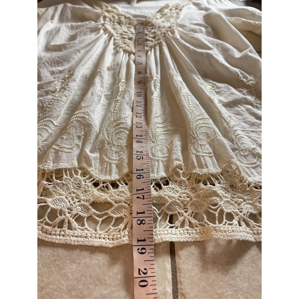 Forgotten Grace Ivory Embroidered Crochet Tunic Top V-Neck 3/4Sleeve Size Large - Picture 13 of 17